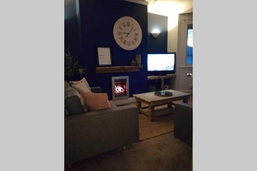 Unique 2 Bedroom Apartment In The Ideal Location 黑潭 外观 照片
